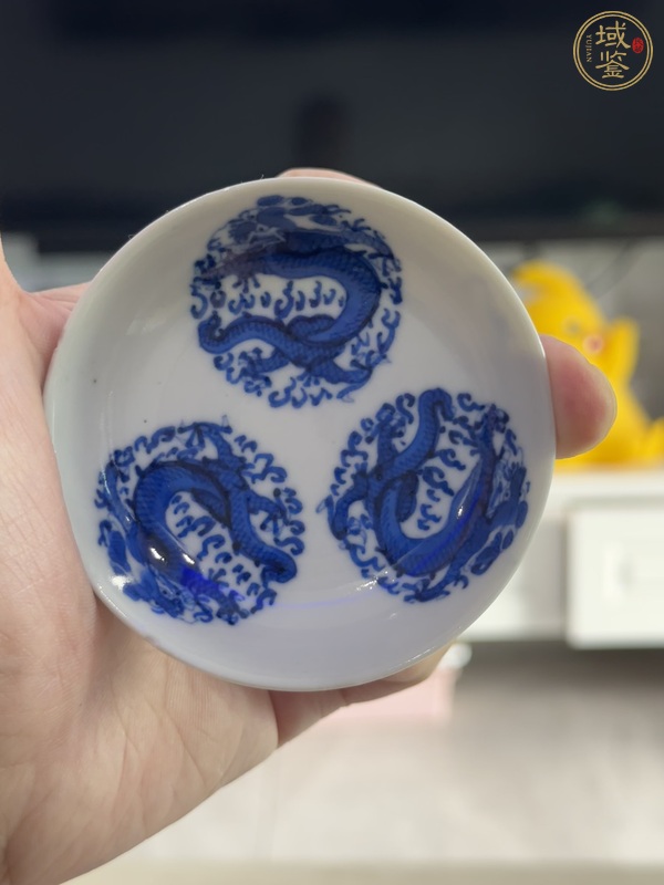 古玩陶瓷青花團(tuán)龍紋盤真品鑒賞圖