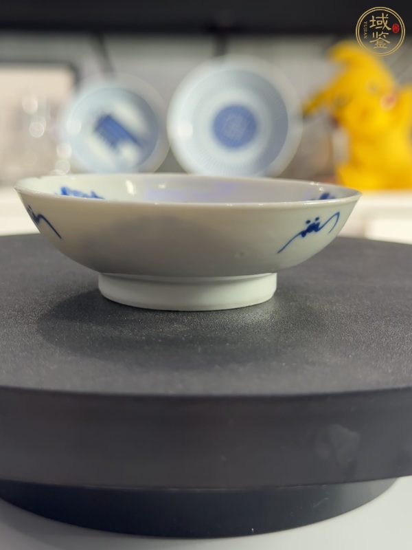 古玩陶瓷青花團(tuán)龍紋盤真品鑒賞圖
