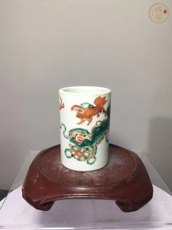 古玩晚清獅紋筆筒真品鑒賞圖