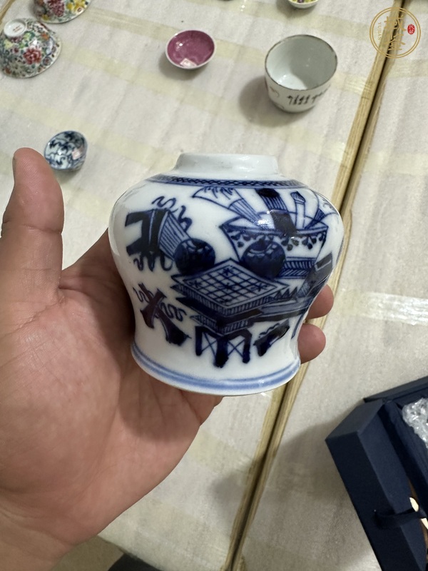 古玩青花博古紋天字罐真品鑒賞圖