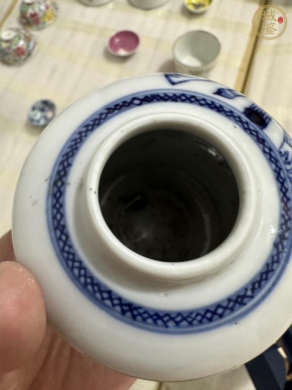 古玩陶瓷青花博古紋天字罐真品鑒賞圖