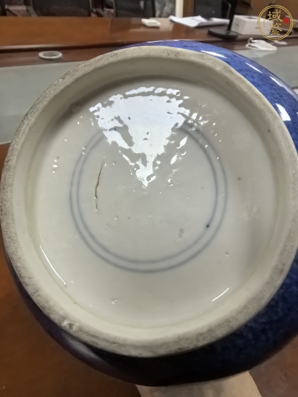 古玩灑藍(lán)釉開光博古圖蒜頭瓶真品鑒賞圖