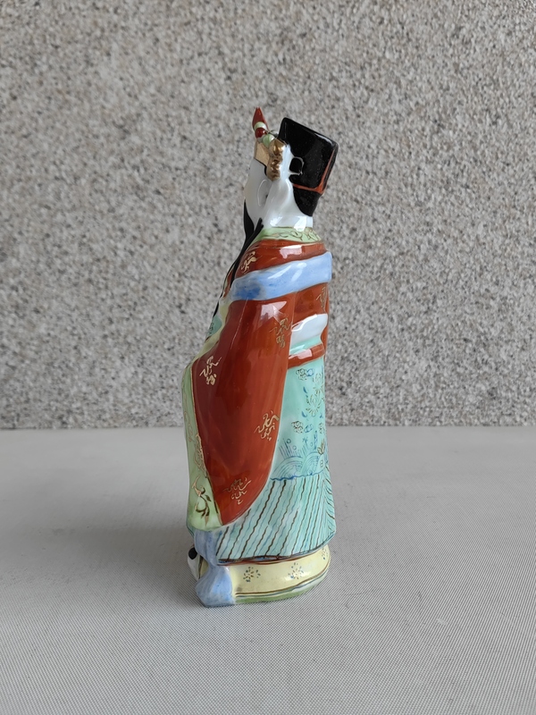 古玩陶瓷粉彩財(cái)神造像拍賣，當(dāng)前價(jià)格150元