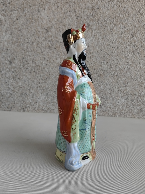 古玩陶瓷粉彩財(cái)神造像拍賣，當(dāng)前價(jià)格150元