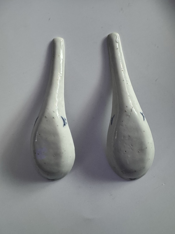 古玩陶瓷青花山水人物垂釣紋調(diào)羹勺子拍賣，當(dāng)前價格588元