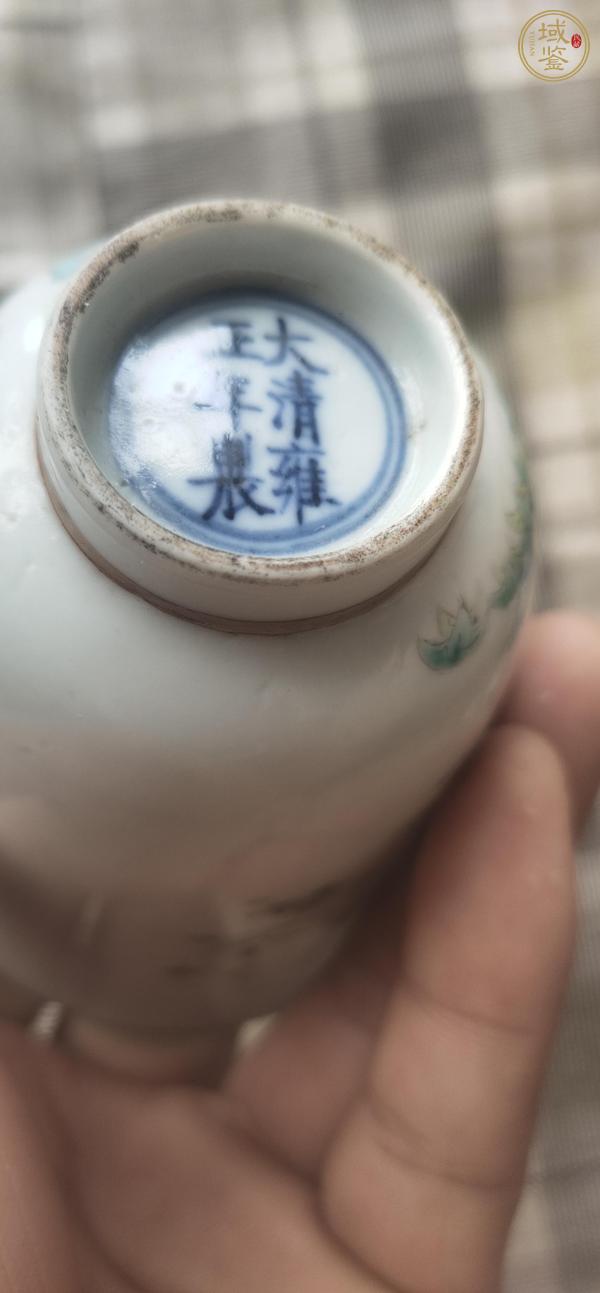 古玩陶瓷粉彩花卉紋鈴鐺杯真品鑒賞圖