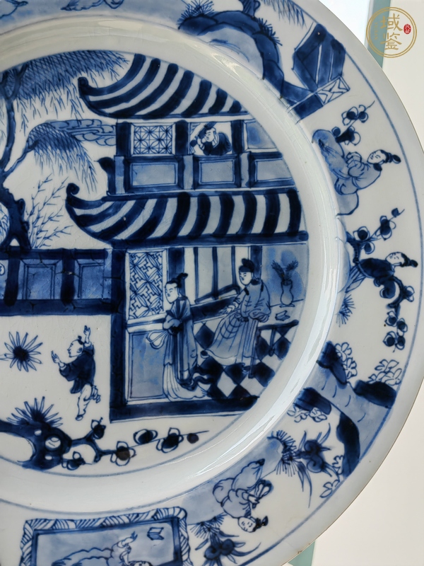 古玩陶瓷青花人物故事紋折沿盤真品鑒賞圖