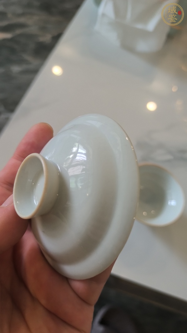 古玩陶瓷白釉折腰蓋碗真品鑒賞圖