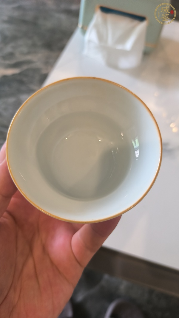 古玩陶瓷白釉折腰蓋碗真品鑒賞圖