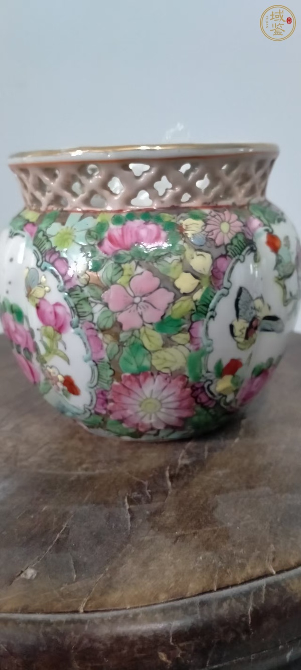 古玩陶瓷廣彩花鳥鏤空罐真品鑒賞圖