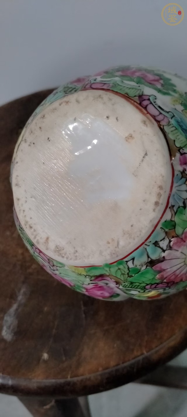 古玩陶瓷廣彩花鳥鏤空罐真品鑒賞圖