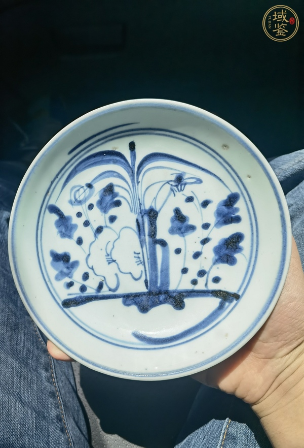 古玩陶瓷青花花卉紋盤真品鑒賞圖
