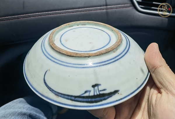 古玩陶瓷青花花卉紋盤真品鑒賞圖