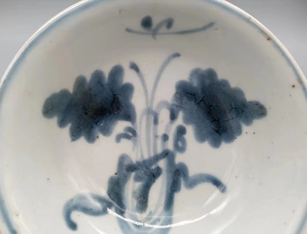 古玩陶瓷【明天啟·白菜發(fā)財(cái)萊菔紋全品盤】拍賣，當(dāng)前價(jià)格1000元