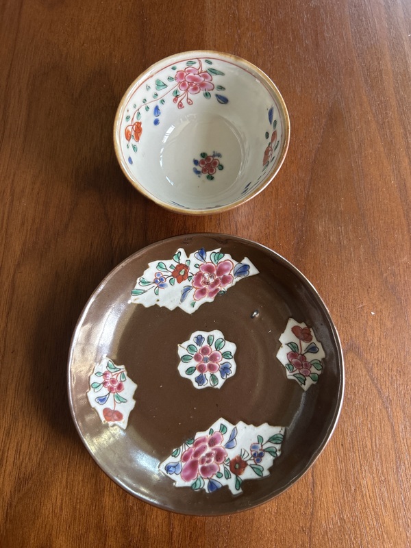 古玩陶瓷清·雍乾粉彩花卉紋杯碟套拍賣，當前價格1800元