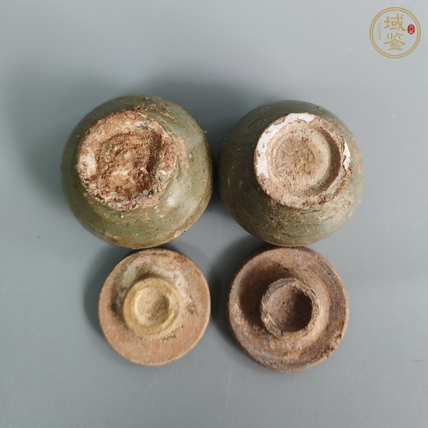 古玩陶瓷龍泉窯青釉蓋罐真品鑒賞圖