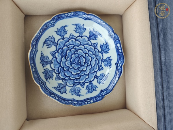 古玩陶瓷青花盤真品鑒賞圖