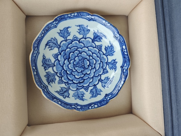 古玩轉(zhuǎn)賣青花盤拍賣，當前價格0元