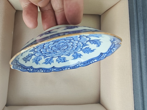 古玩陶瓷青花盤拍賣，當(dāng)前價(jià)格8000元