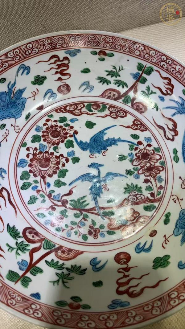 古玩陶瓷晚明漳州窯五彩大盤真品鑒賞圖