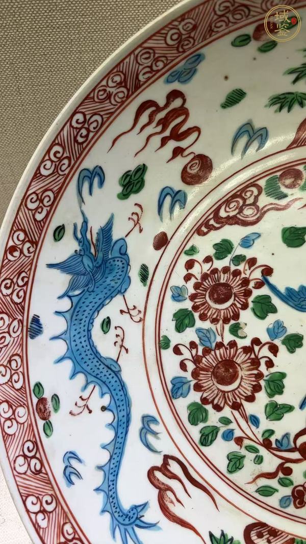 古玩陶瓷晚明漳州窯五彩大盤真品鑒賞圖
