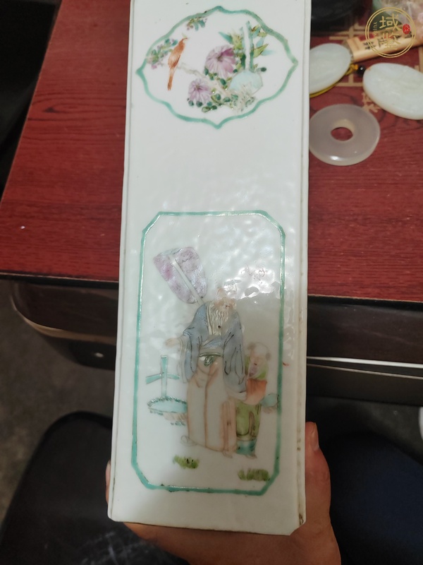 古玩陶瓷淺絳彩人物花鳥四方帽筒真品鑒賞圖