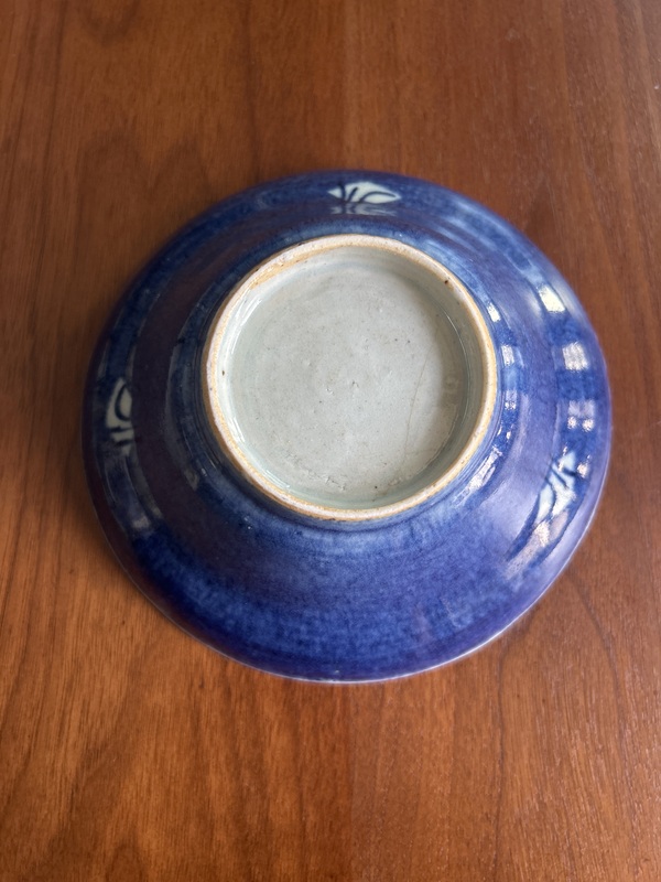 古玩陶瓷清康熙·灑藍(lán)開窗斗笠碗拍賣，當(dāng)前價格888元