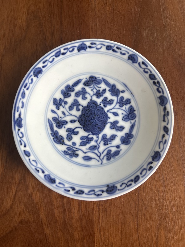 古玩陶瓷清早期·青花折枝花卉紋盤鳳眼拍賣，當(dāng)前價(jià)格500元