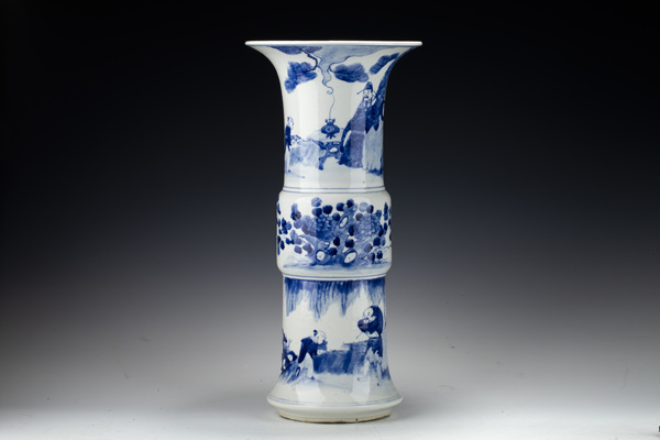 古玩陶瓷晚清·青花漁樂高士圖大花觚拍賣,當(dāng)前價(jià)格2388元