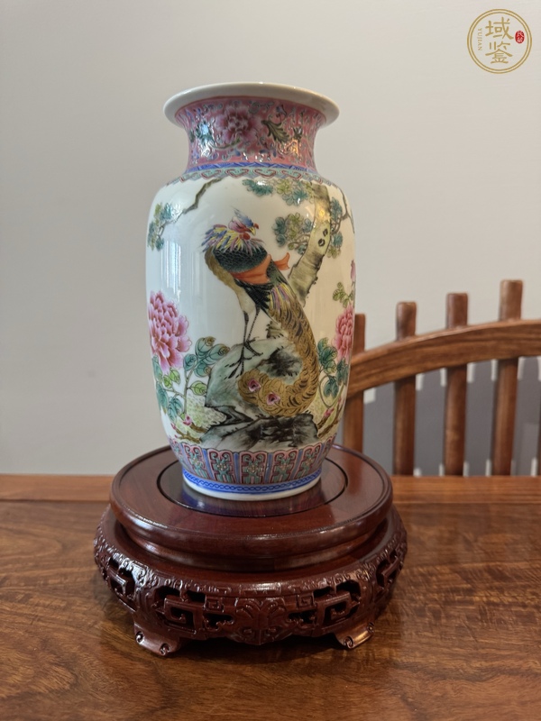 古玩鳳凰牡丹紋粉彩燈籠瓶真品鑒賞圖