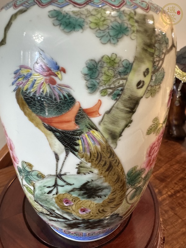 古玩陶瓷鳳凰牡丹紋粉彩燈籠瓶真品鑒賞圖