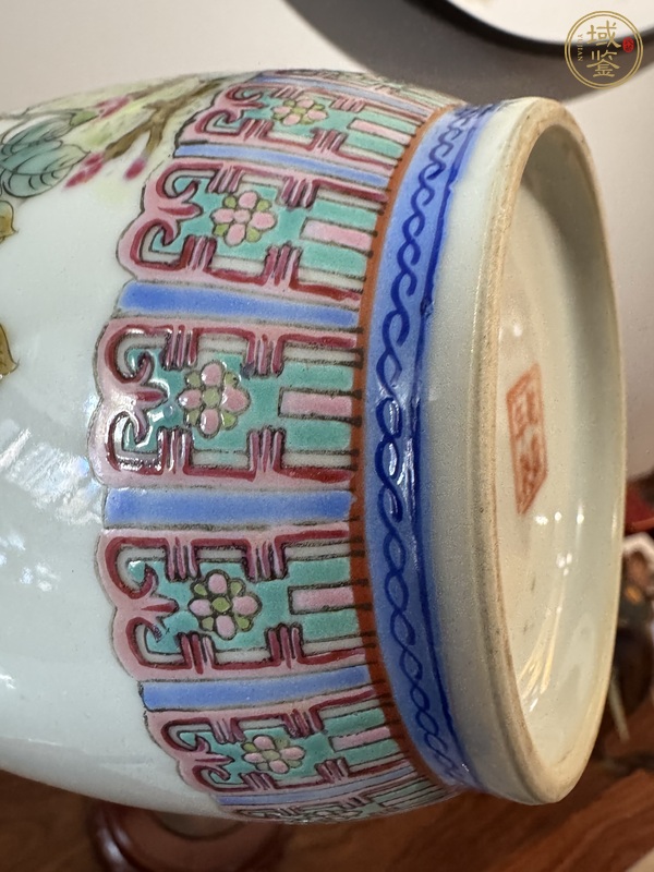 古玩陶瓷鳳凰牡丹紋粉彩燈籠瓶真品鑒賞圖
