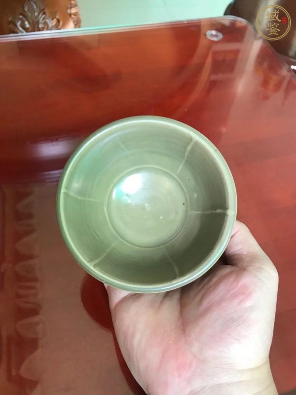 古玩陶瓷北宋耀州窯刻花亂刀牡丹碗真品鑒賞圖