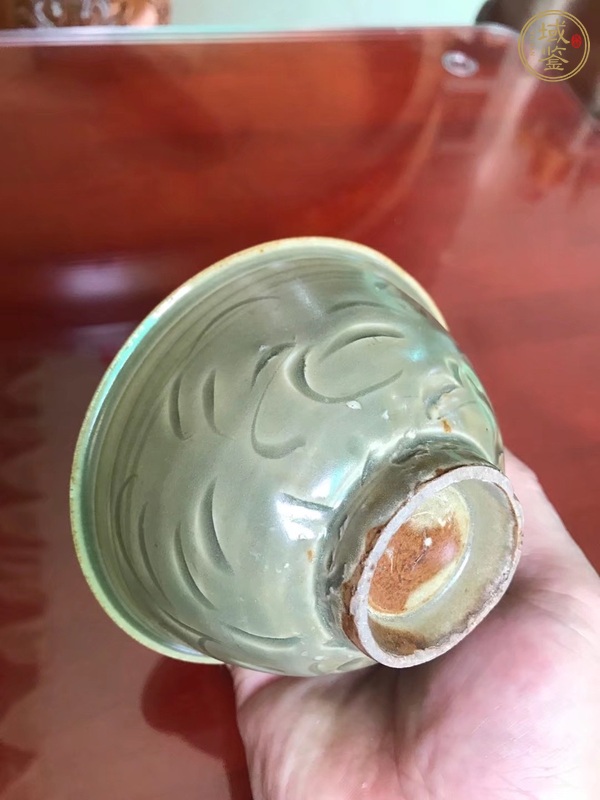 古玩陶瓷北宋耀州窯刻花亂刀牡丹碗真品鑒賞圖