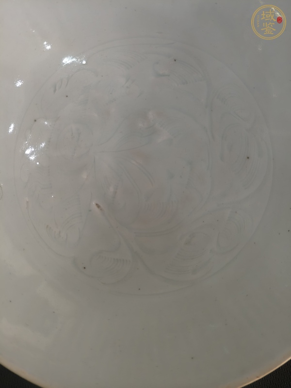 古玩陶瓷湖田窯刻花葵口碗真品鑒賞圖