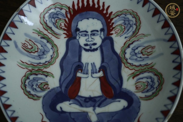 古玩陶瓷日本江戶赤繪佛教人物盤真品鑒賞圖