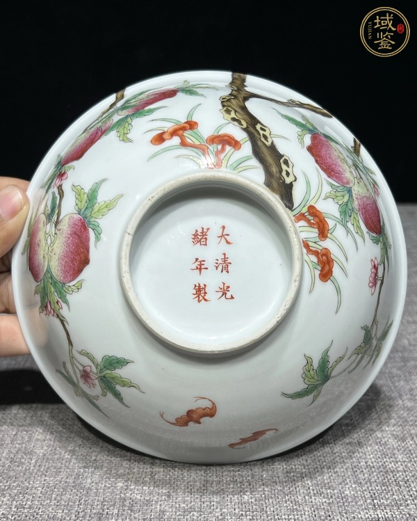 古玩陶瓷清光緒 粉彩壽桃紋碗真品鑒賞圖