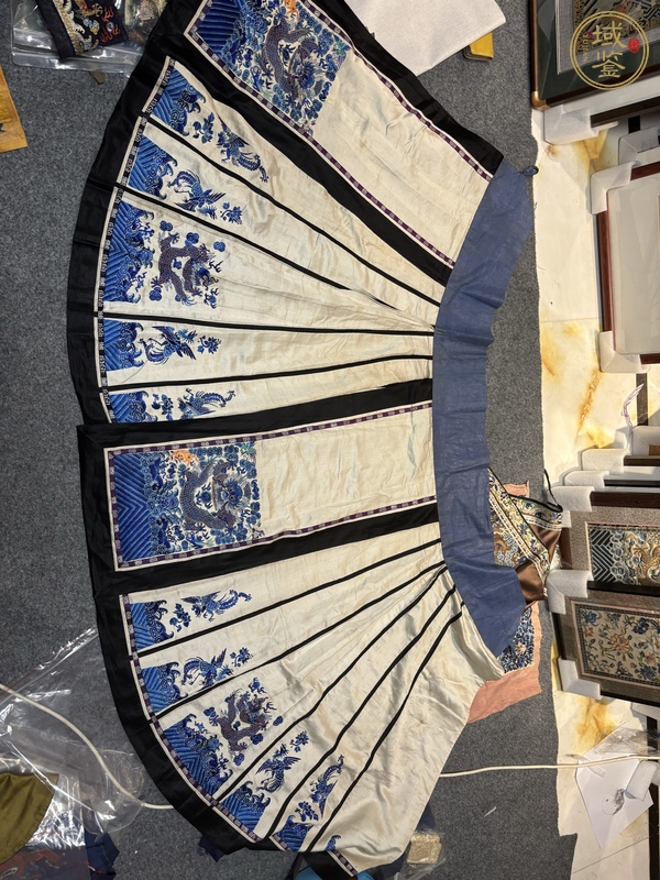 古玩雜項(xiàng)馬面裙真品鑒賞圖