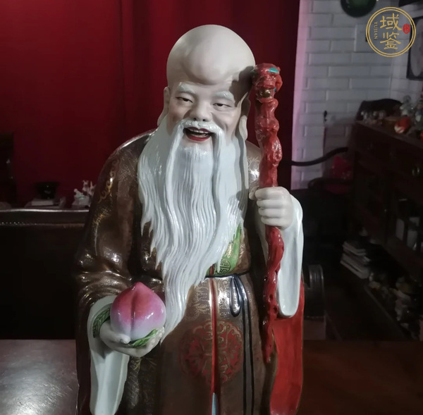 古玩陶瓷壽星塑像真品鑒賞圖