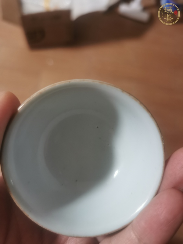 古玩乾隆青釉杯真品鑒賞圖