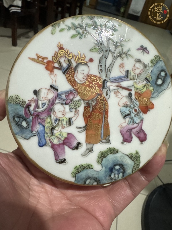 古玩嬰戲紋粉彩疊盒真品鑒賞圖