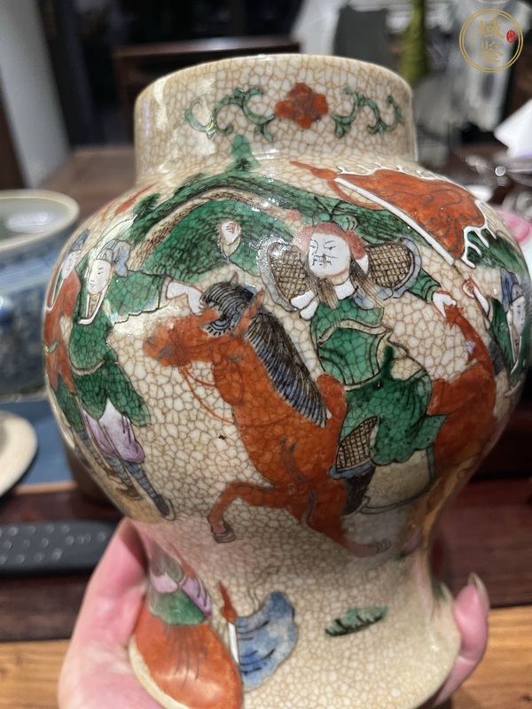 古玩陶瓷哥釉地五彩刀馬人將軍罐真品鑒賞圖