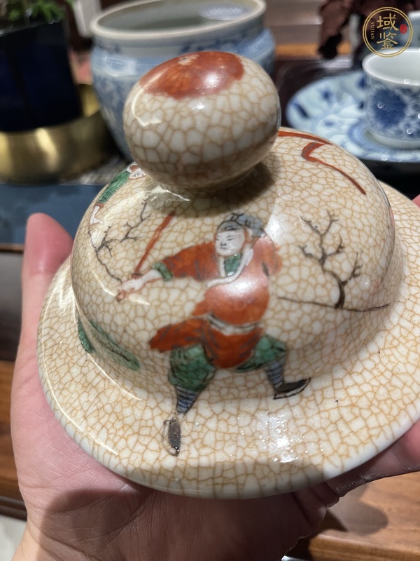 古玩陶瓷哥釉地五彩刀馬人將軍罐真品鑒賞圖