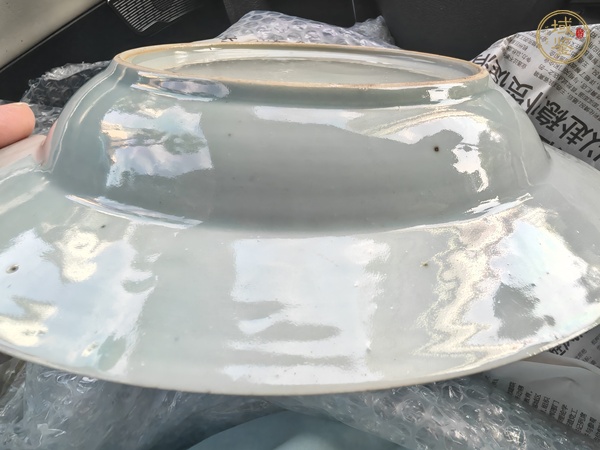 古玩陶瓷粉彩花卉紋盤真品鑒賞圖