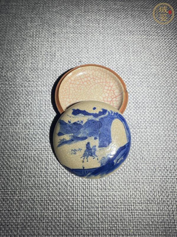 古玩陶瓷煨瓷青花山水人物印盒真品鑒賞圖