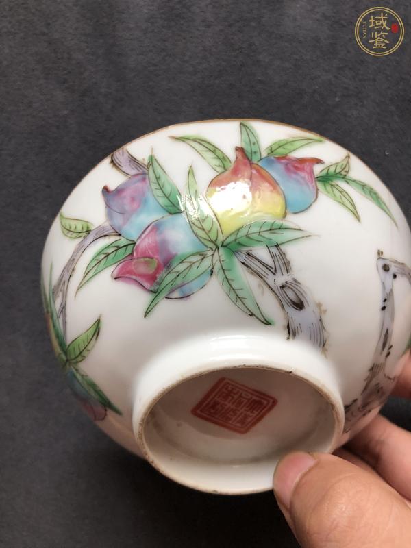 古玩陶瓷桃紋粉彩茶圓真品鑒賞圖