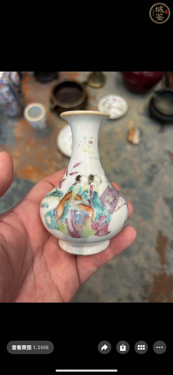 古玩陶瓷清同治 粉彩二喬并讀荸薺瓶真品鑒賞圖