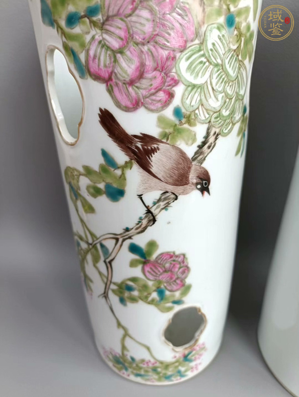 古玩陶瓷花鳥紋淺絳彩帽筒真品鑒賞圖