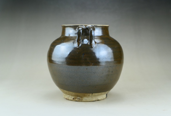 古玩陶瓷精品:明代定窯系茶葉末釉四系罐拍賣，當(dāng)前價(jià)格0元