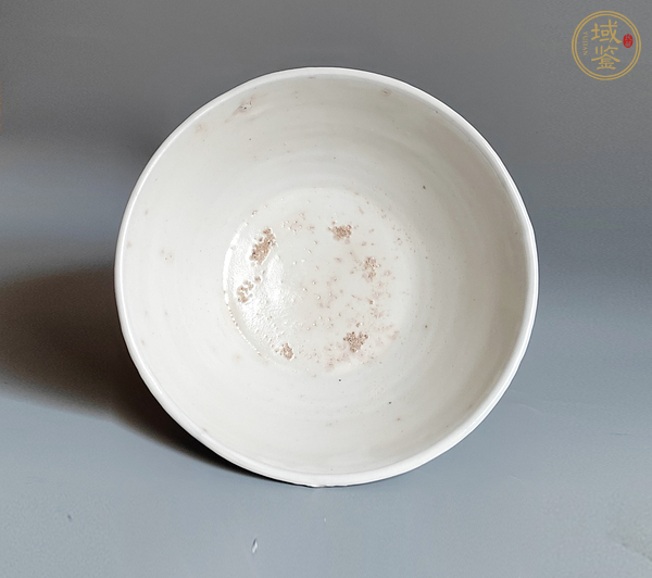 古玩宋金磁州窯白釉碗真品鑒賞圖